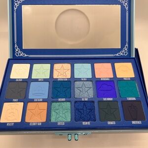 Jeffree star blue blood pallet